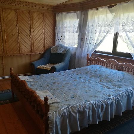Gutsulska Oselya Villa Krivopol'ye ภายนอก รูปภาพ