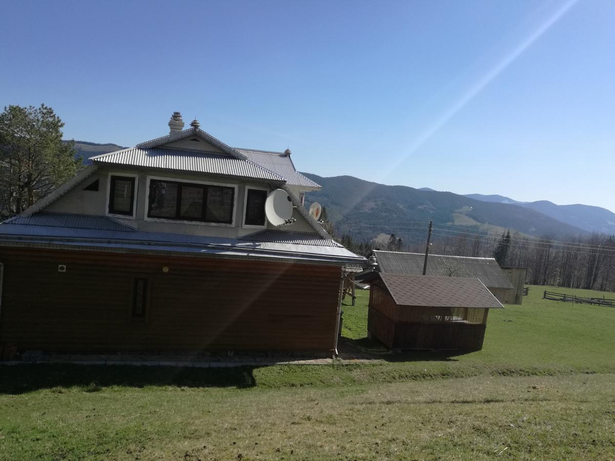 Gutsulska Oselya Villa Krivopol'ye ภายนอก รูปภาพ
